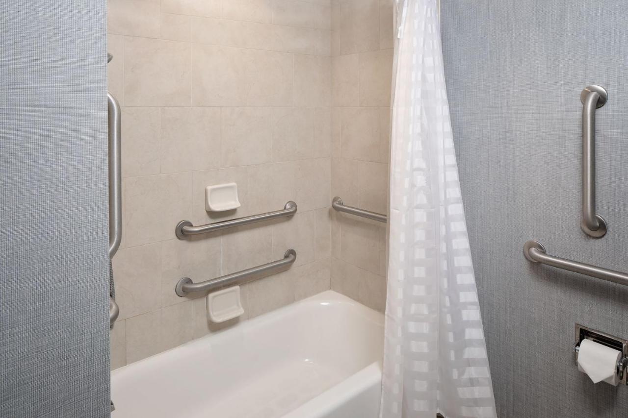 Hyatt Place Pittsburgh North Shore Buitenkant foto